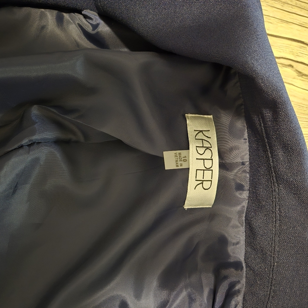 Kasper Navy dress with blazer. Dress size 8 and blazer size 10 - Picture 14 of 16